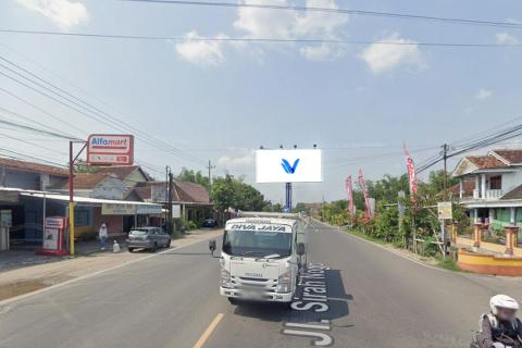 JL. RAYA SOEKARNO-HATTA, DOLOPO, KEC.DOLOPO KAB.MADIUN (DEPAN TOKO BUAH DOLOPO)