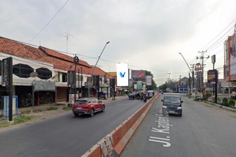 JL. KAPTEN SUDIBYO (LAMPU MERAH PEREMPATAN MALL PASIFIK), TEGAL