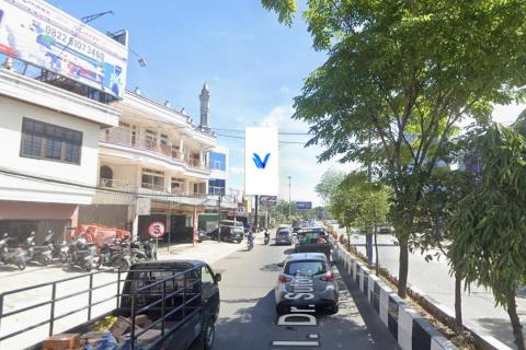 JL. DR. SOETOMO, SIMPANG 4 LEMBUSWANA, SAMARINDA