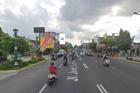 JL. JEND. SUDIRMAN (BARAT JEMBATAN GONDOLAYU), YOGYAKARTA