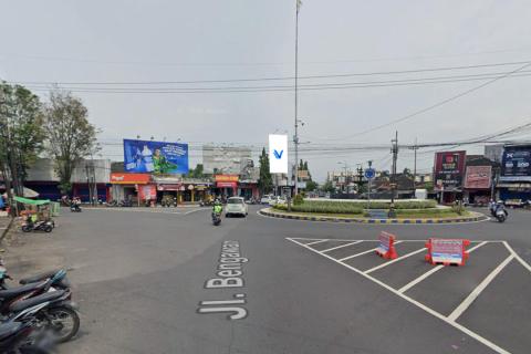 JL. JAWA (BUNDARAN DPRD) KAB. JEMBER