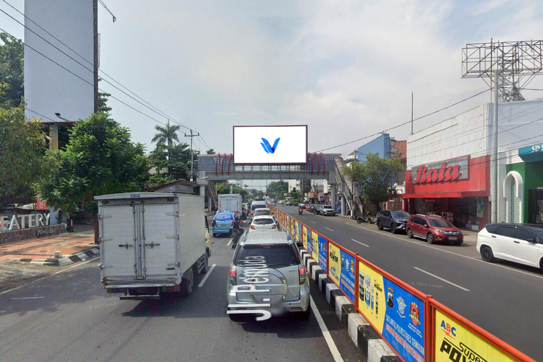 Billboard Jl. Pemuda, Johor (Depan Hotel Puri Dibyo), Semarang