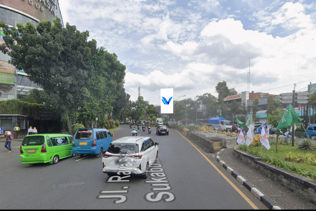 Billboard JL. Siliwangi (Depan Ekalokasari Plaza), Bogor