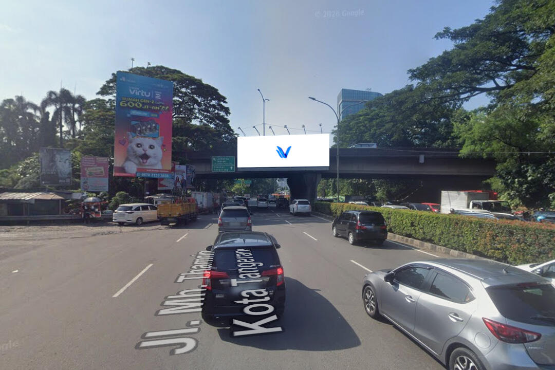 Billboard Flyover JL. MH. Thamrin Panunggangan Cikokol, Kota Tangerang