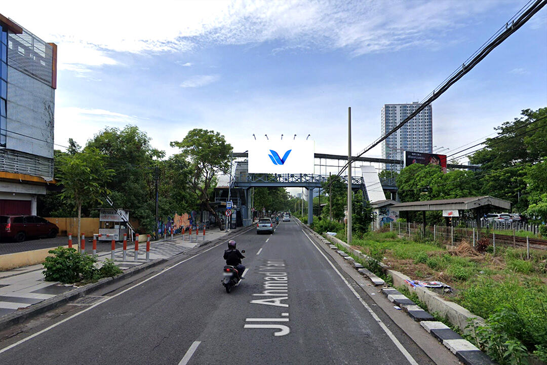 Billboard JPO Jl. A. Yani (Dekat Taman Pelangi), Surabaya