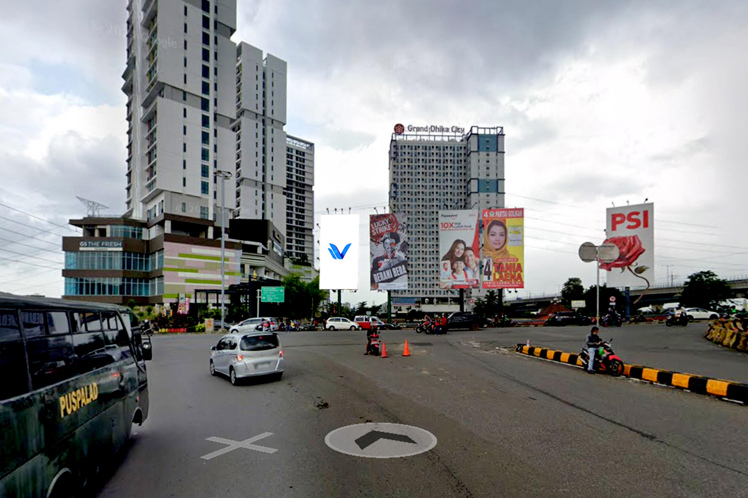 Billboard Jl. Joyomartono (Exit Tol Timur), Bekasi