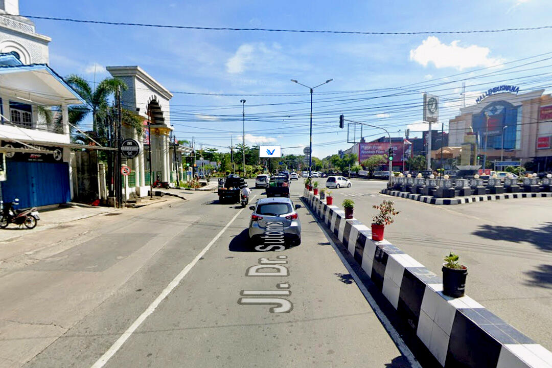 Billboard JL. R. Suprapto, Samarinda