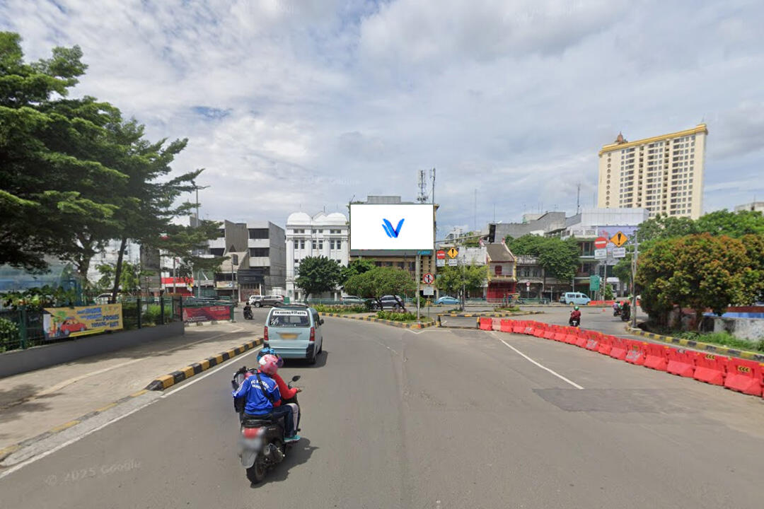 Videotron Jl. Jemb. Batu (Beos Kota Gedung Cakrawala), Jakarta Barat