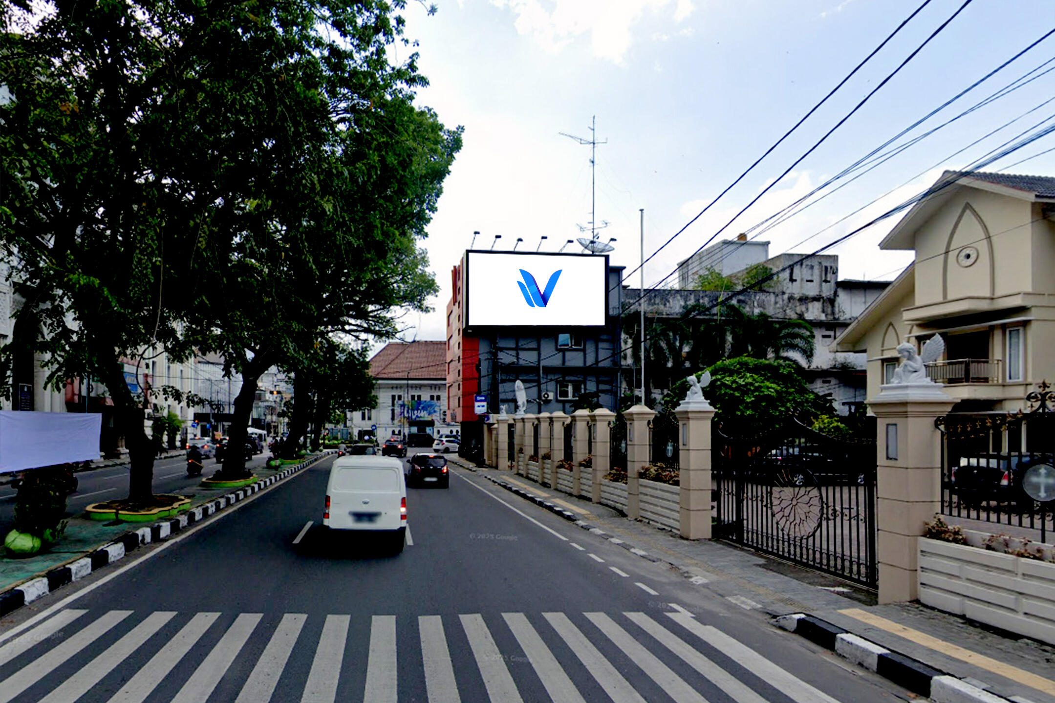 Billboard Jl. Pemuda (Simpang Jl. Palang Merah), Medan
