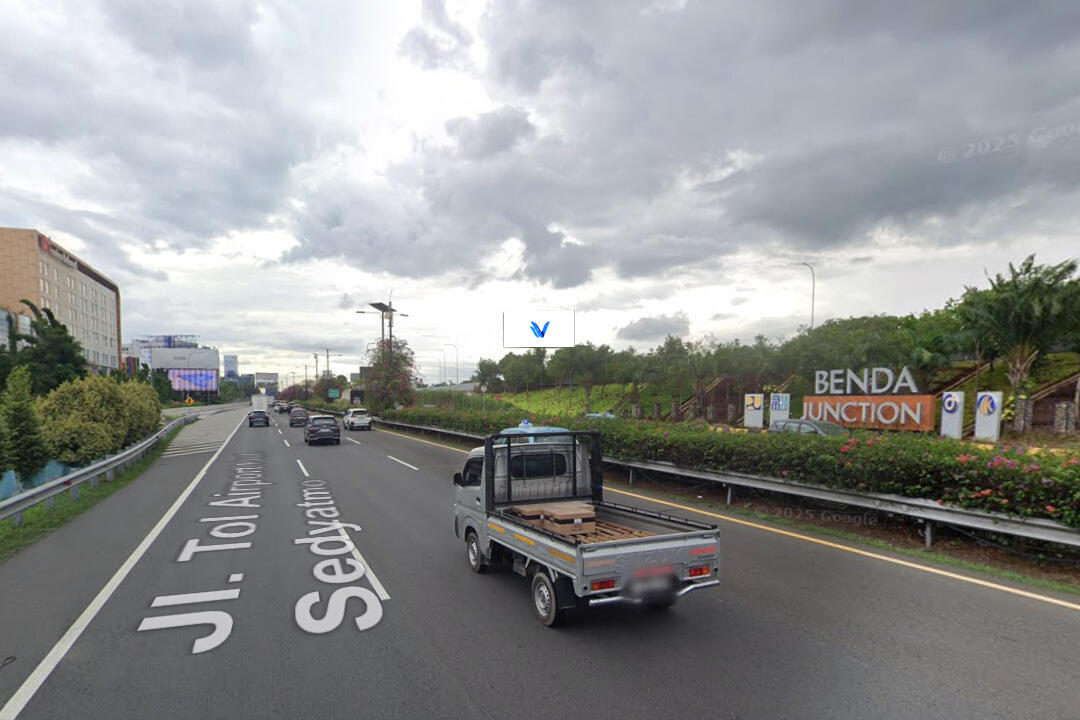Billboard Jl. Tol Sedyatmo KM 32+450, Tangerang
