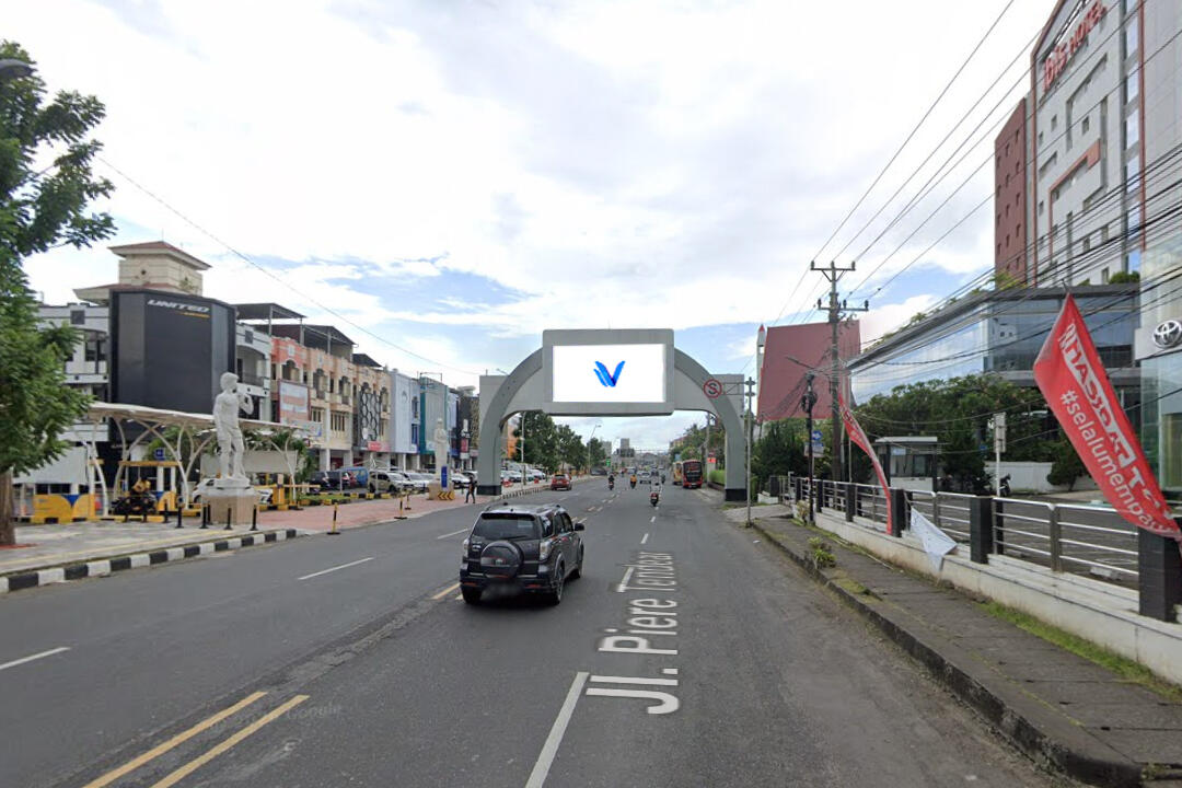 Videotron Jl. Piere Tendean (depan Mantos 1 / Hotel Ibis), Manado