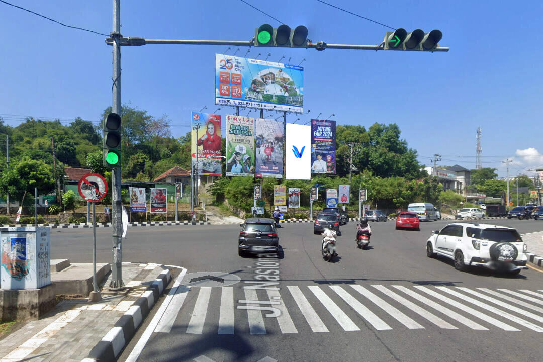 Billboard Jl. Teuku Umar - Dr. Wahidin Kaliwiru, Semarang