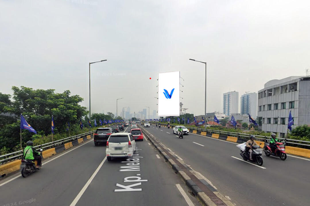 Billboard Jl. Jend. Basuki Rahmat (Flyover Kampung Melayu), Jakarta Timur