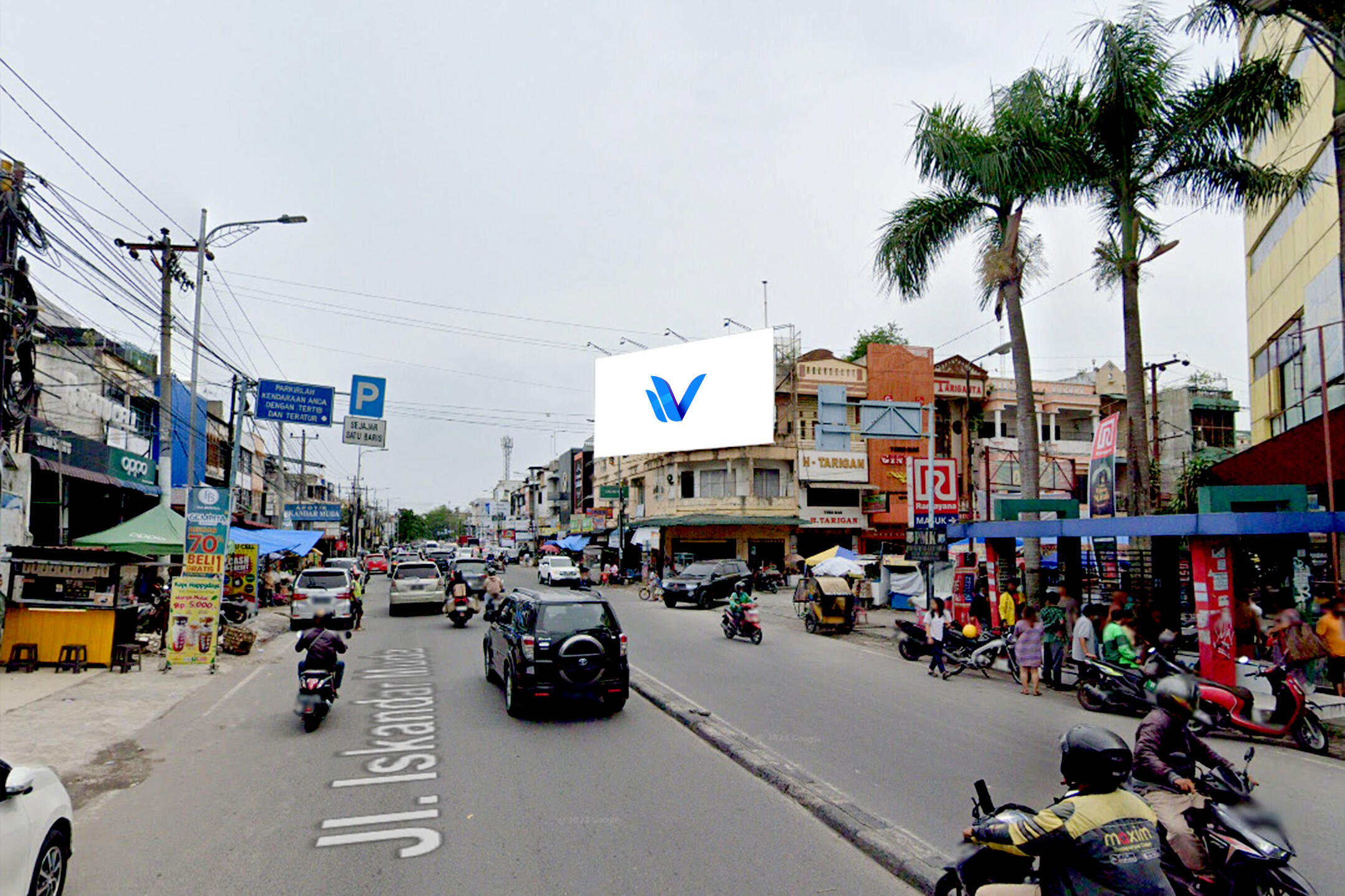 Billboard Jl. Iskandar Muda Dekat Ramayana, Medan