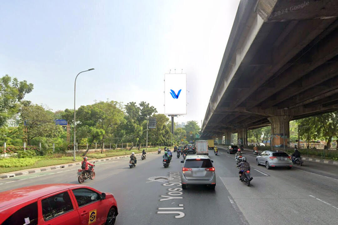 Billboard Jl. Yos Sudarso (Depan ITC Cempaka Mas), Jakarta Pusat