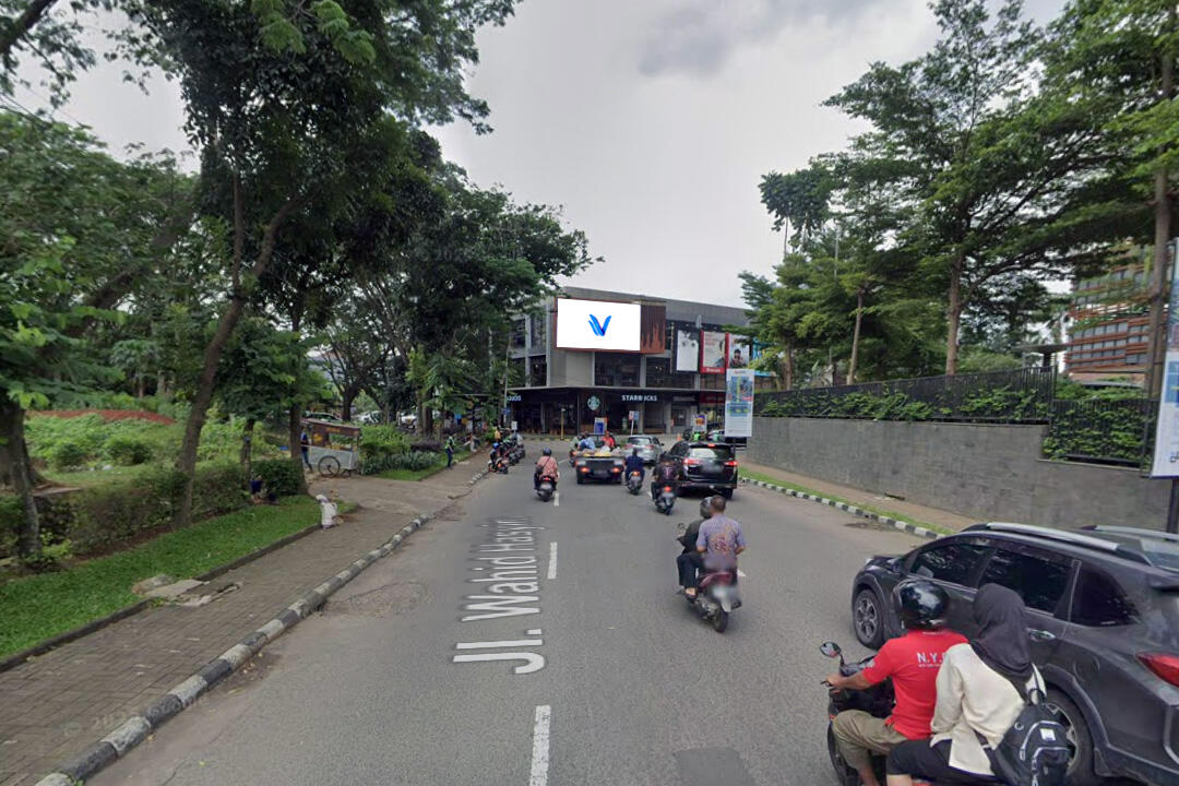 Videotron JL. Moh Husni Thamrin, Tangerang Selatan