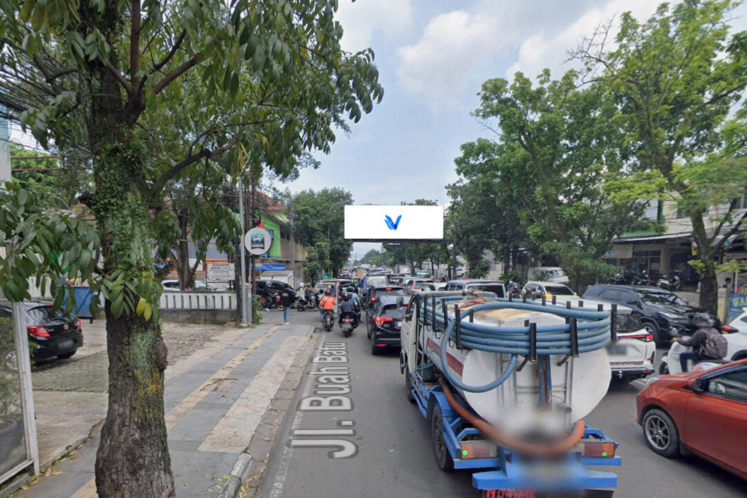 Billboard JL. Buah Batu (SD Buah Batu), Bandung