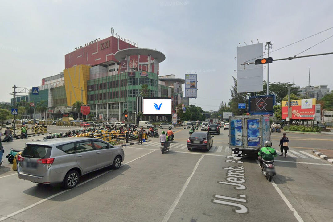 Videotron Jl. Jembatan 3 Raya (Pluit Junction), Jakarta Utara