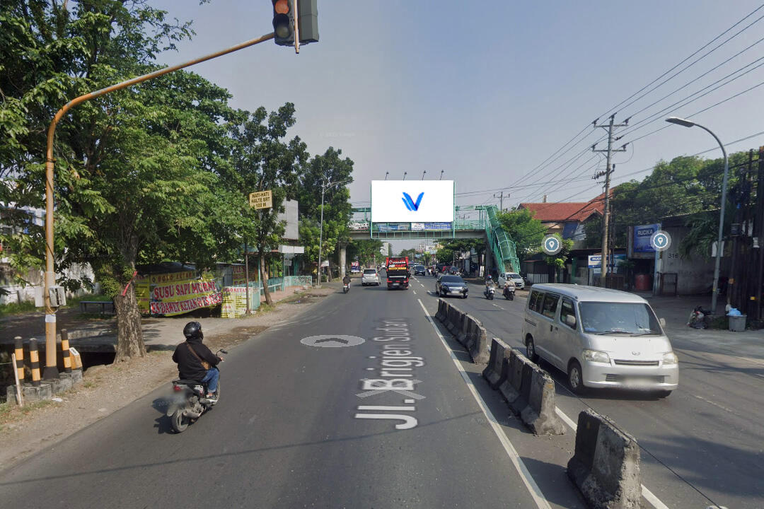 Billboard Jl. Brigjend Sudiarto (Toko Ada), Semarang