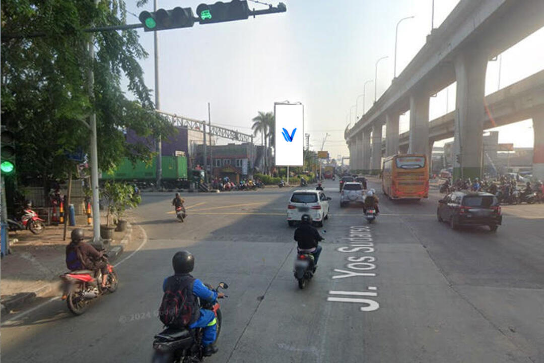 Billboard Jl. Yos Sudarso - Persimpangan Jl. Sulawesi, Jakarta Utara