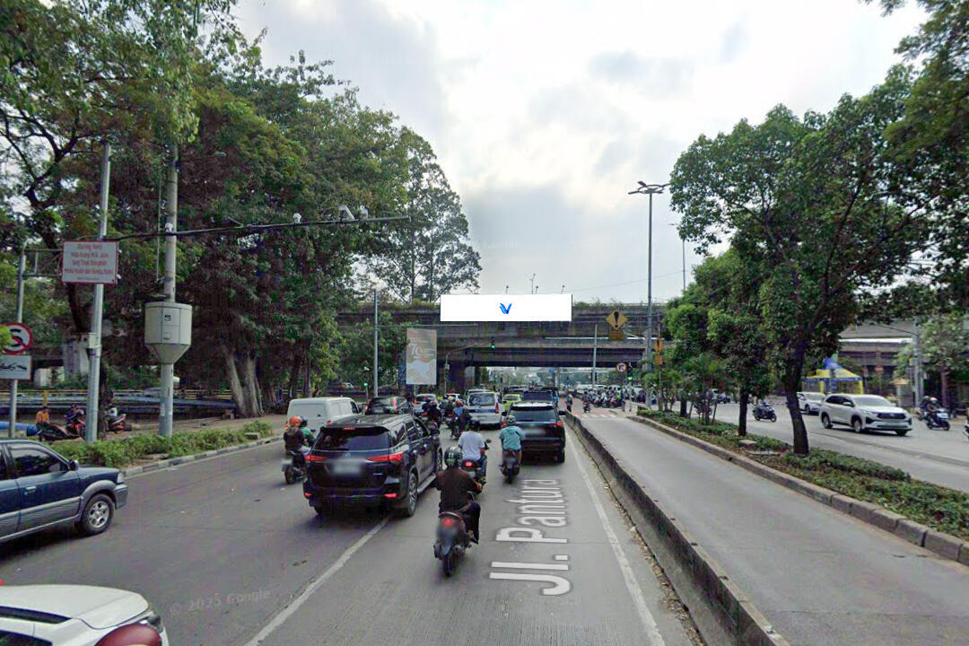 Billboard Jl. Daan Mogot (Flyover Cengkareng), Jakarta Barat