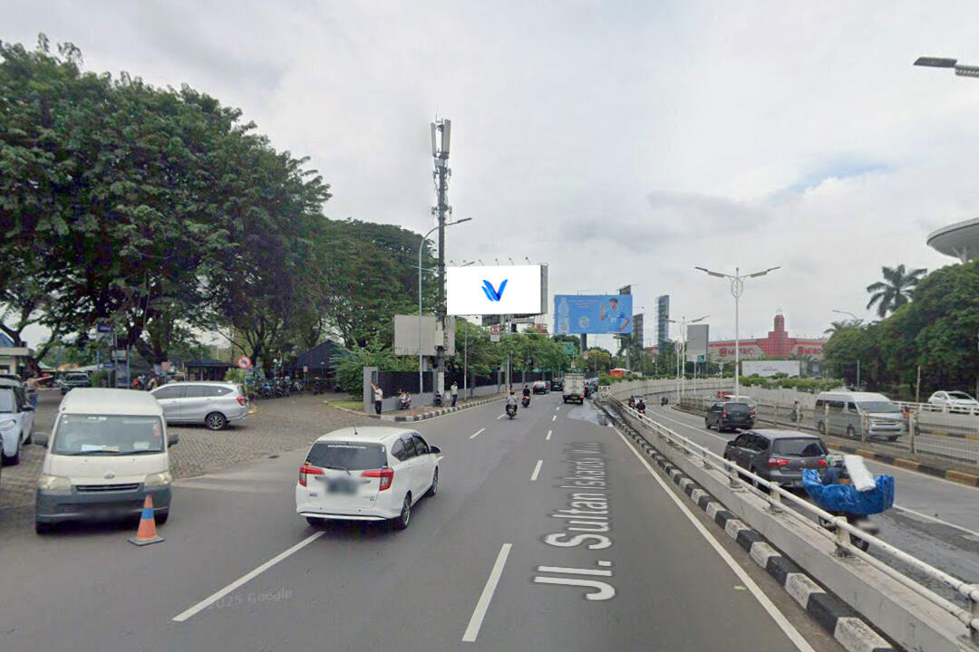 Billboard Jl. Sultan Iskandar Muda - Pondok Indah, Jakarta Selatan