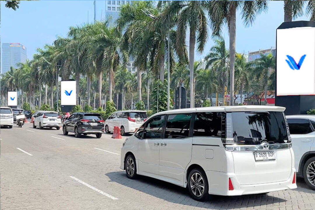 Videotron Jl. Pantai Indah Kapuk, Jakarta Utara