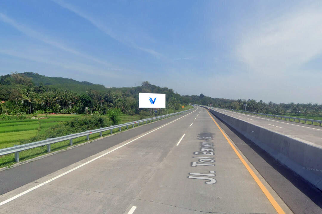 Billboard Jl. Tol Solo - Semarang, Semarang