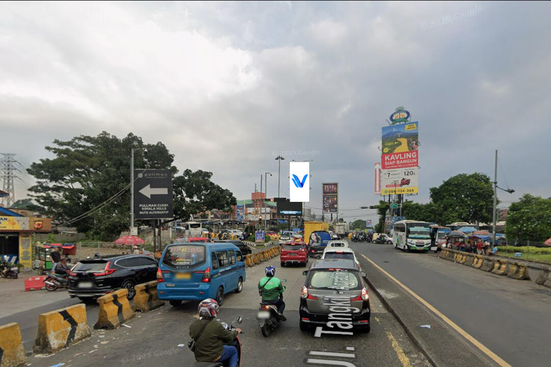 Billboard Perempatan Pasar Tohaga Ciawi Jl. Raya Sukaraja, Bogor