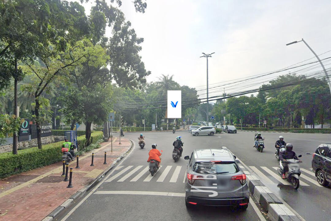 Billboard Jl. Melawai Raya (Barito), Jakarta Selatan