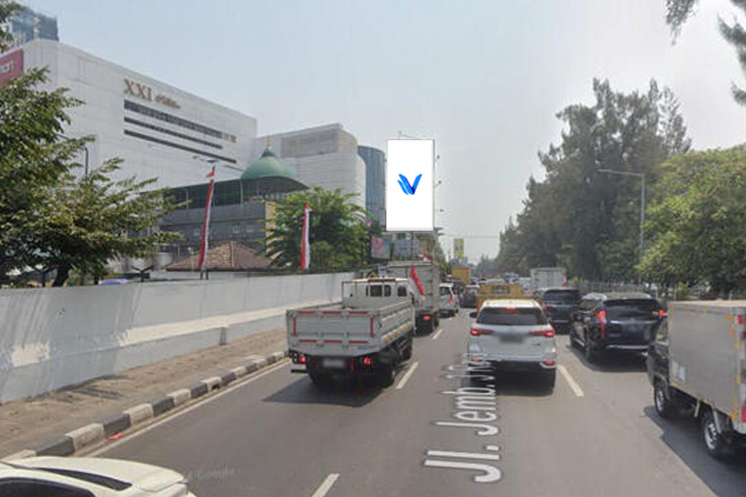 Billboard Pluit Raya (Mall Emporium), Jakarta Utara