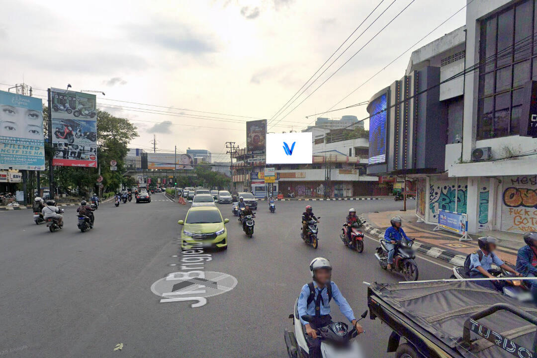 Billboard Jl. A. Yani - MT. Haryono, Semarang