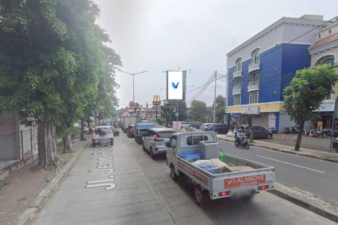 Billboard Perempatan Jl. Kol Soegiono - Duren Sawit (Depan MC Donalds), Jakarta Timur