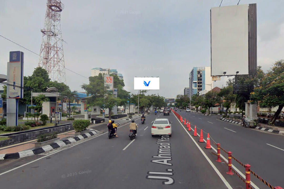 Billboard JL. A. Yani depan RRI, Semarang