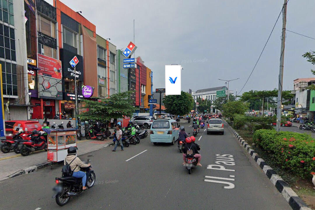 Billboard Jl. Paus - Rawamangun, Jakarta Timur