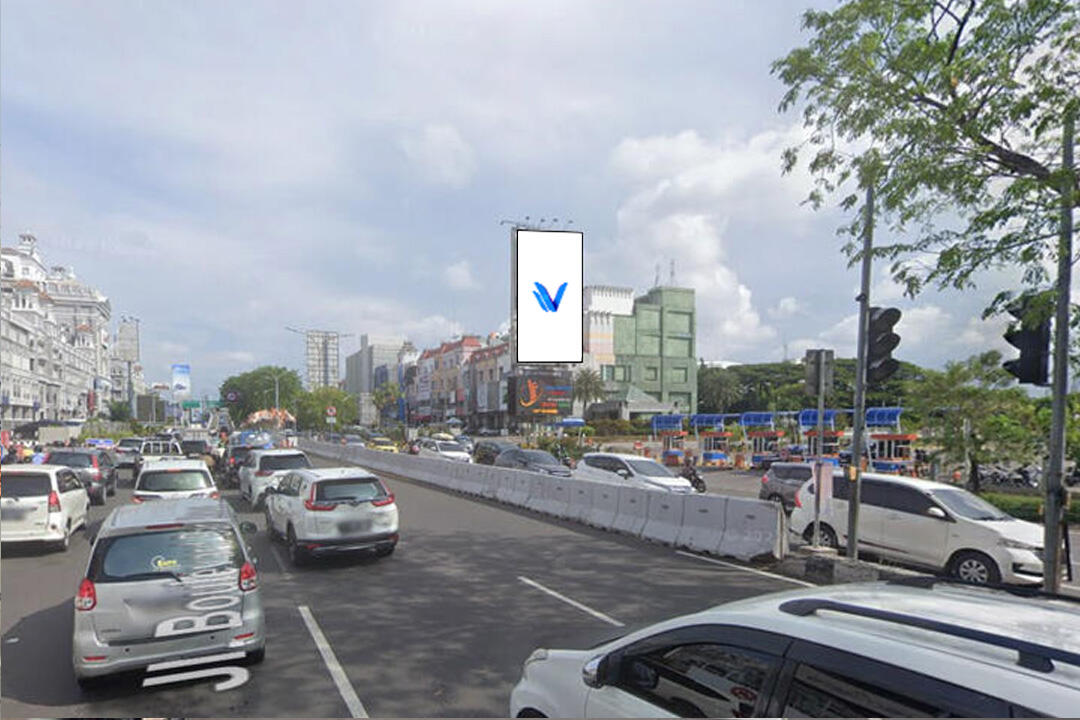 Billboard Jl. Boulevard Barat Raya (depan Gate Ruko Inkopal), Jakarta Utara