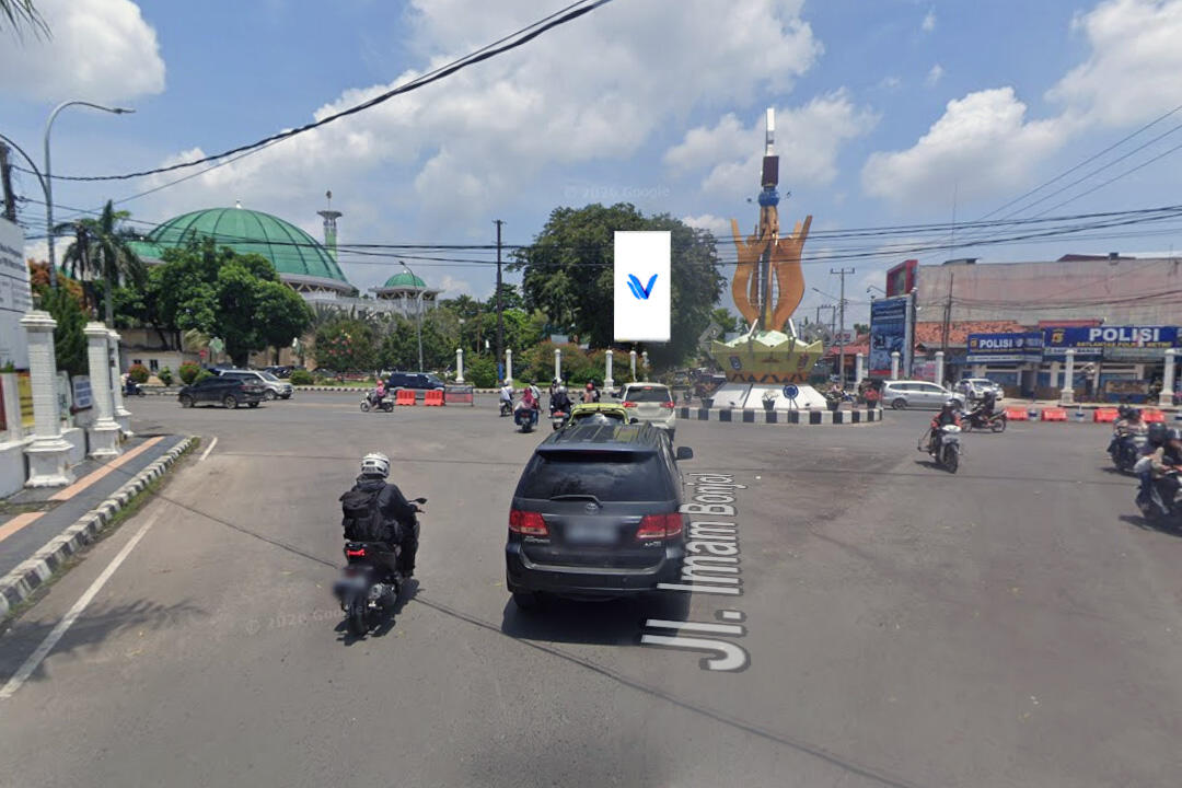 Billboard JI. Jend. Sudirman (Bundaran Kota Metro) Kota Metro - Lampung