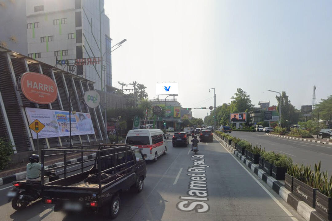 Billboard Jl. Slamet Riyadi, Surakarta