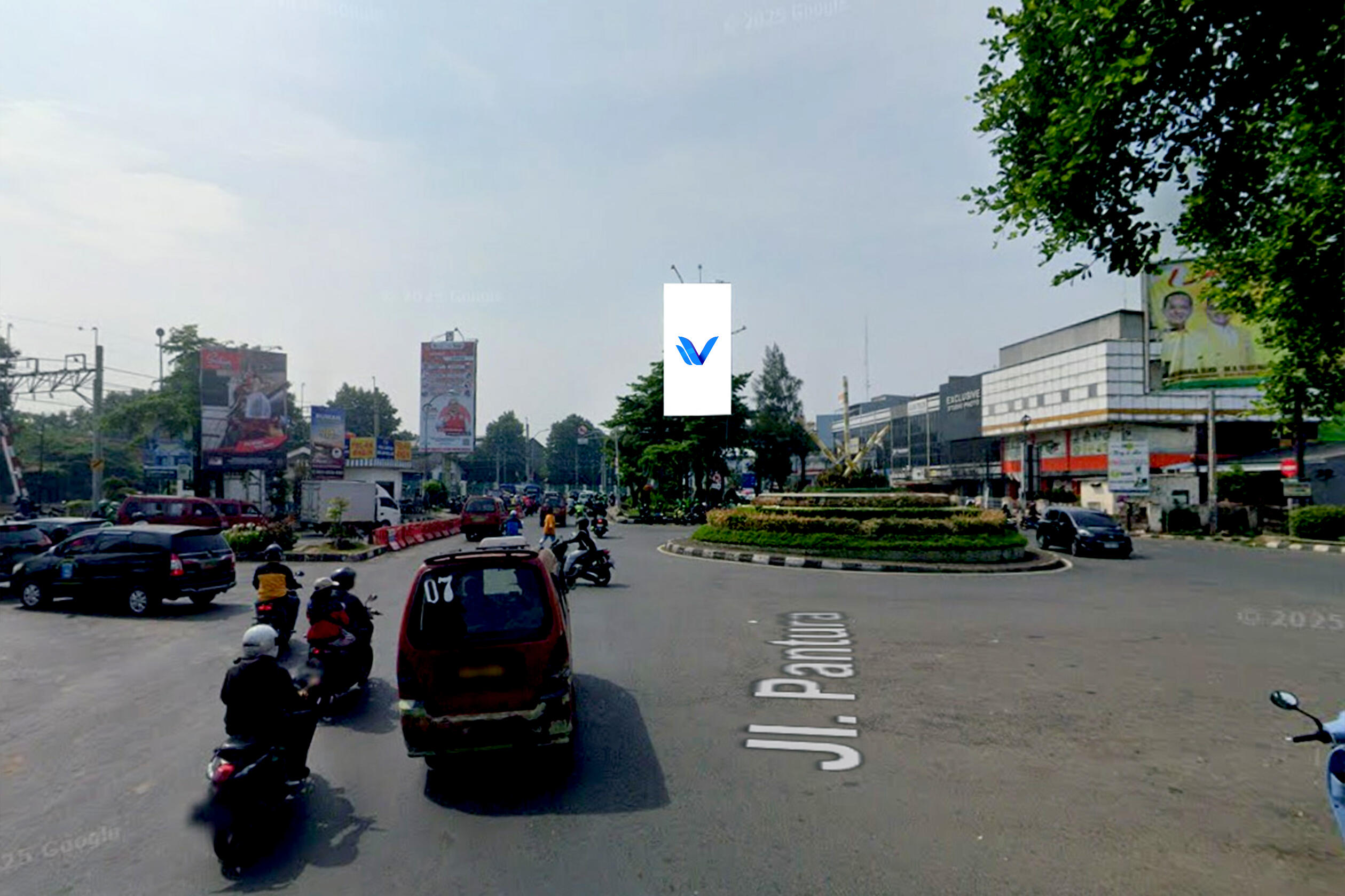 Billboard Jl. Ir. H. Juanda (Taman Bulan-Bulan Stasiun Bekasi), Bekasi