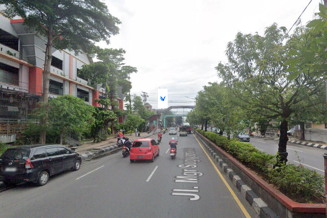 Billboard Jl. Mgr. Sugiopranoto (Kawasan Tugu Muda), Semarang