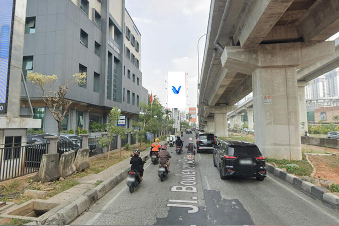Billboard Jl. Boulevard Barat Raya (Depan Gading Marina Inkopal), Jakarta Utara