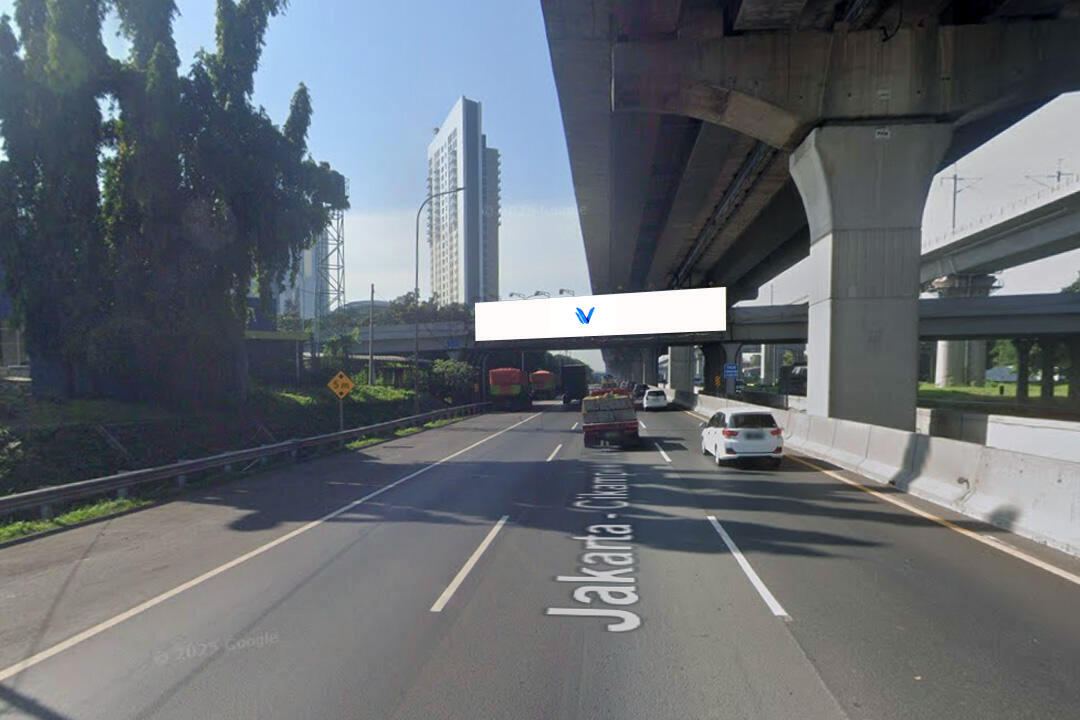 Billboard Tol Jakarta Cikampek KM 31+00A, Bekasi