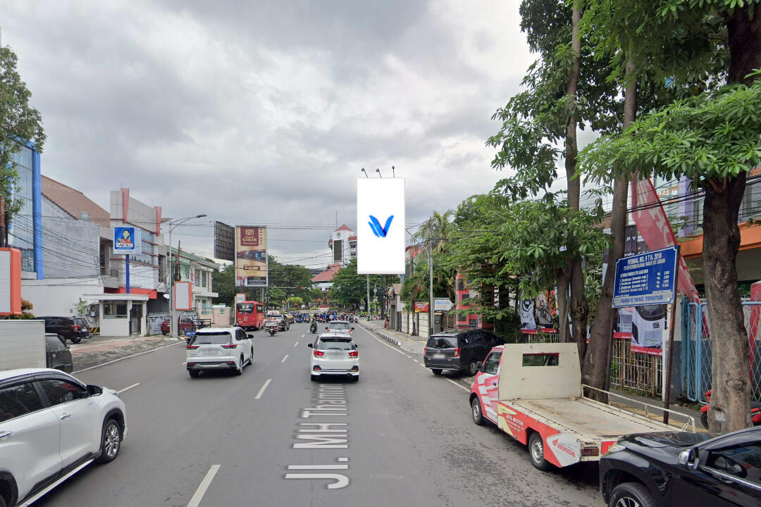 Billboard Jl. Thamrin (Utara Taman Pandanaran), Semarang