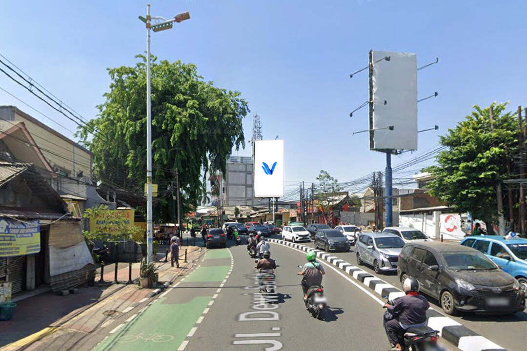Billboard Jl. Dewi Sartika (Dekat Kampus STBA Pertiwi), Jakarta Timur