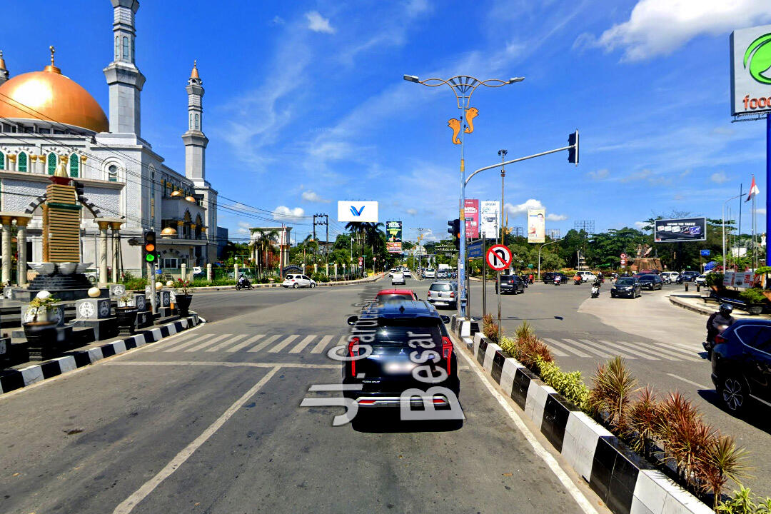 Billboard Jl. R. Suprapto (Depan Lembuswana), Samarinda