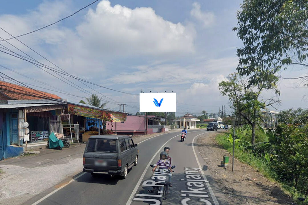 Billboard JL. Bayongbong, Garut
