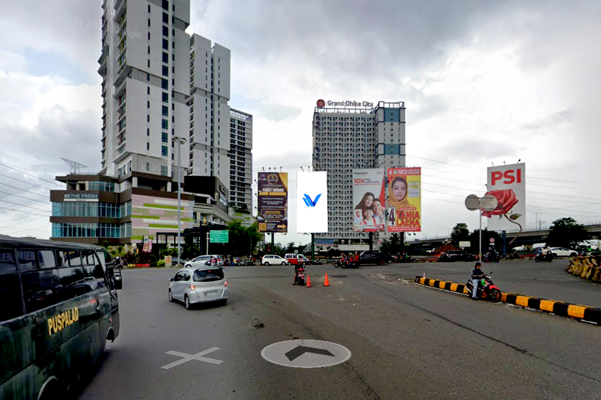 Billboard Jl. Joyomartono (Exit Tol Timur), Bekasi