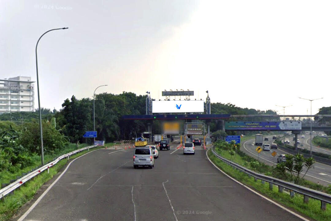 Billboard Jl. Jakarta - Serpong (Gerbang Tol Pondok Aren 2), Tangerang Selatan