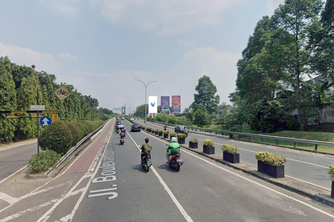 Billboard Jl. Boulevard Bintaro (Fly Over), Tangerang Selatan