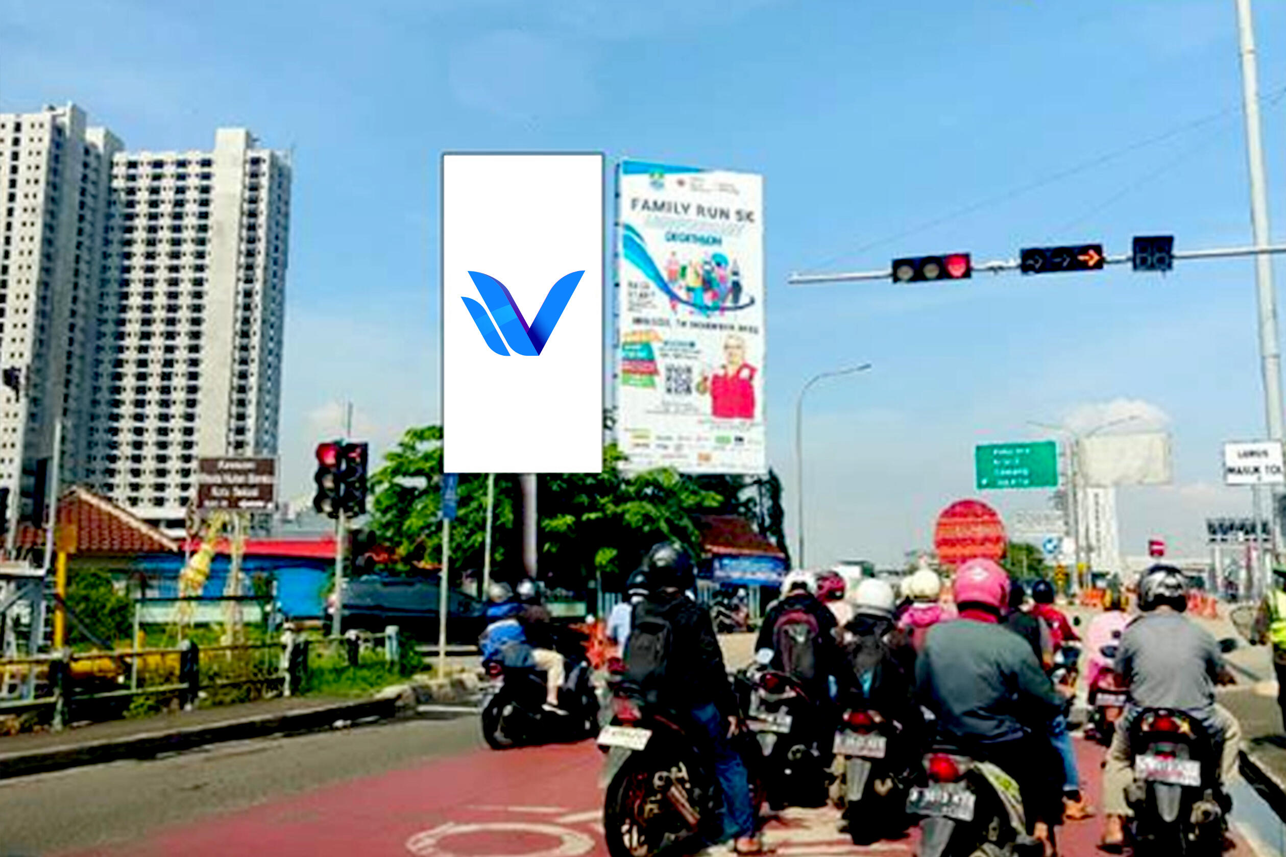 Billboard JL. M. Hasibuan (Bendung Bekasi), Bekasi